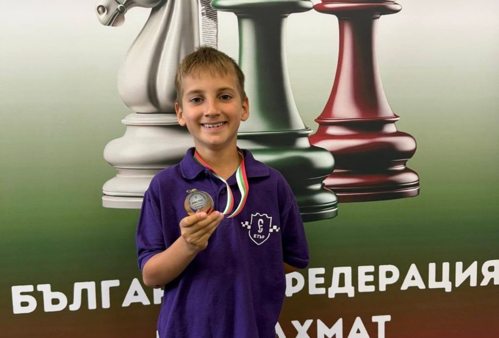 Самуил Иванов от ШК “Етър” – вицешампион на България до 8 г.
