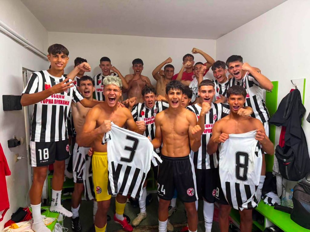 “Локо” U18 стартира в елита с победа като гост над “Берое”