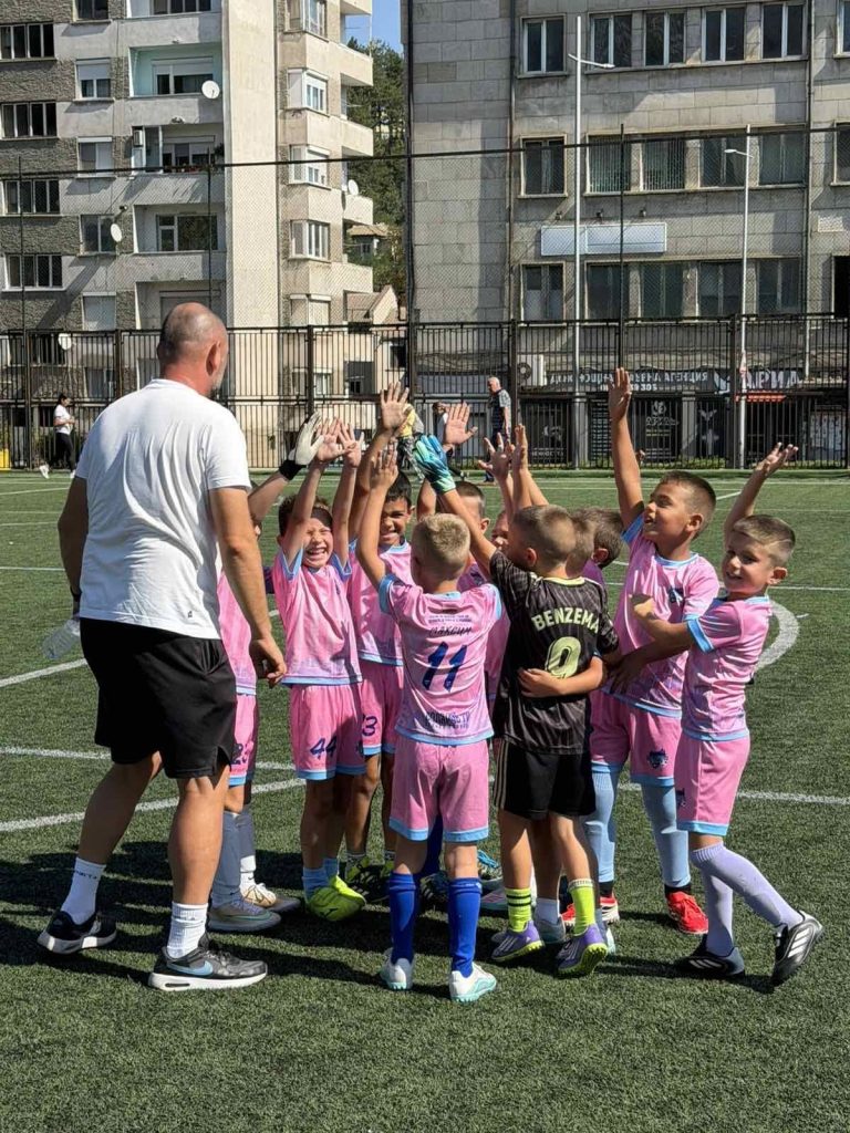 Силен старт за “Болярчета”, громят наред
