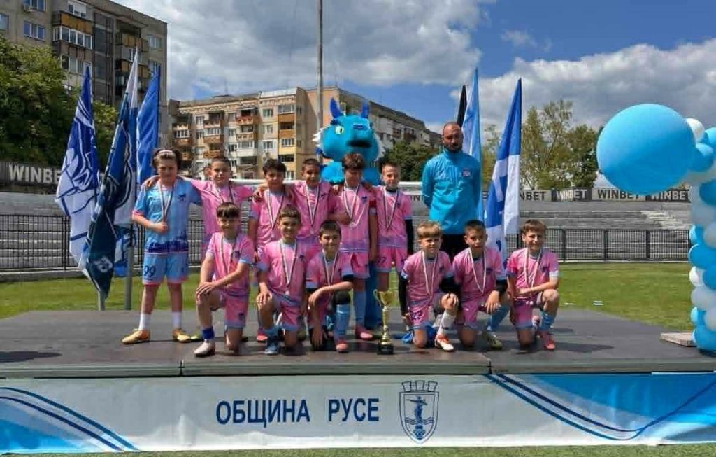 „Болярчета“ (2016 г.) втори на турнира в Русе