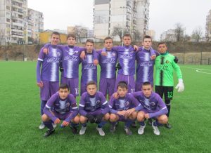 Росен Божинов - с номер 13.