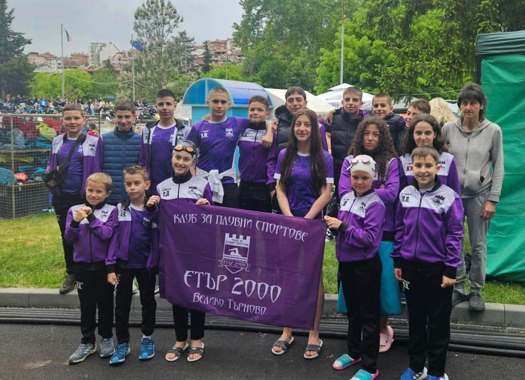 10 медала за плувците на „Етър 2000“