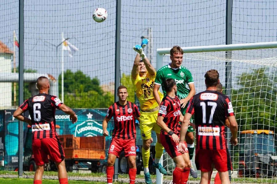 “Локо” (ГО) загуби с 2:0 от дубъла на “Лудогорец”