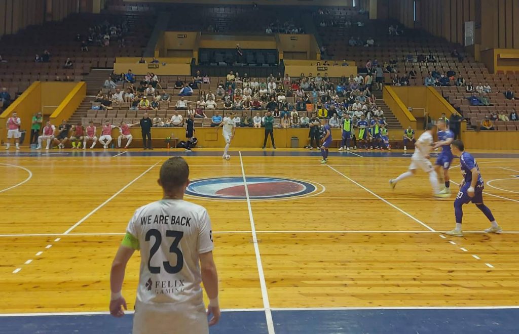 Футзал клуб „Етър“ отстъпи с 1:3 на „Амиго“ в полуфинала