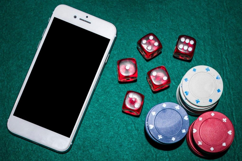 Как 24/7 поддръжката в Pin Up намалява броя на проблемите при вход и теглене